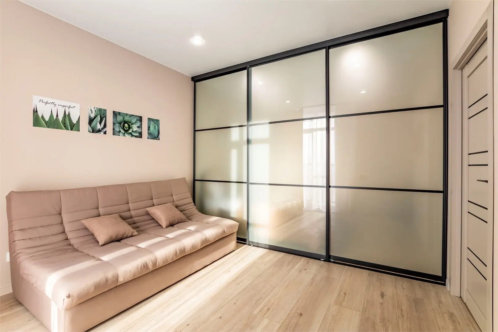 Квартира BeGuest на Шаронова 31