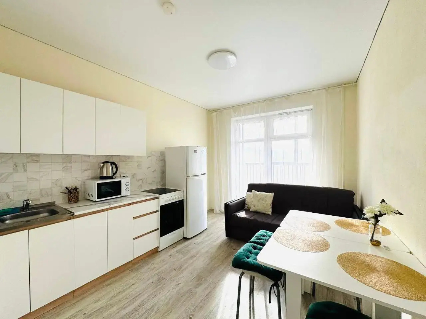 Квартира для четверых рядом с Роевым ручьем и Бобровым логом