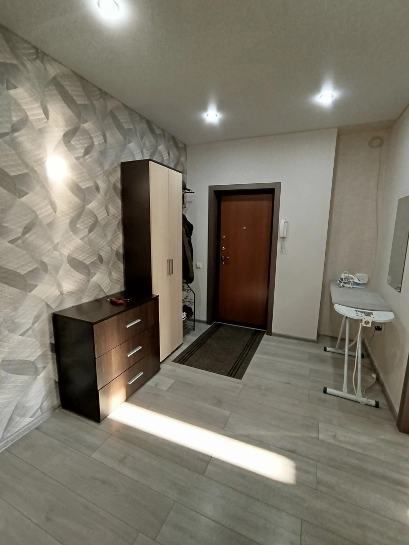 Квартира Двухкомнатная с двумя лоджиями