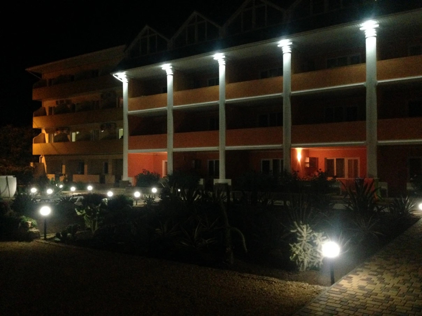 Отель Gala Paradise