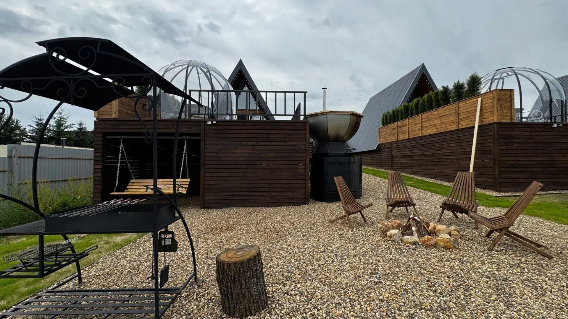 Частный Дом Для Отдыха с Террасой и Банным Чаном