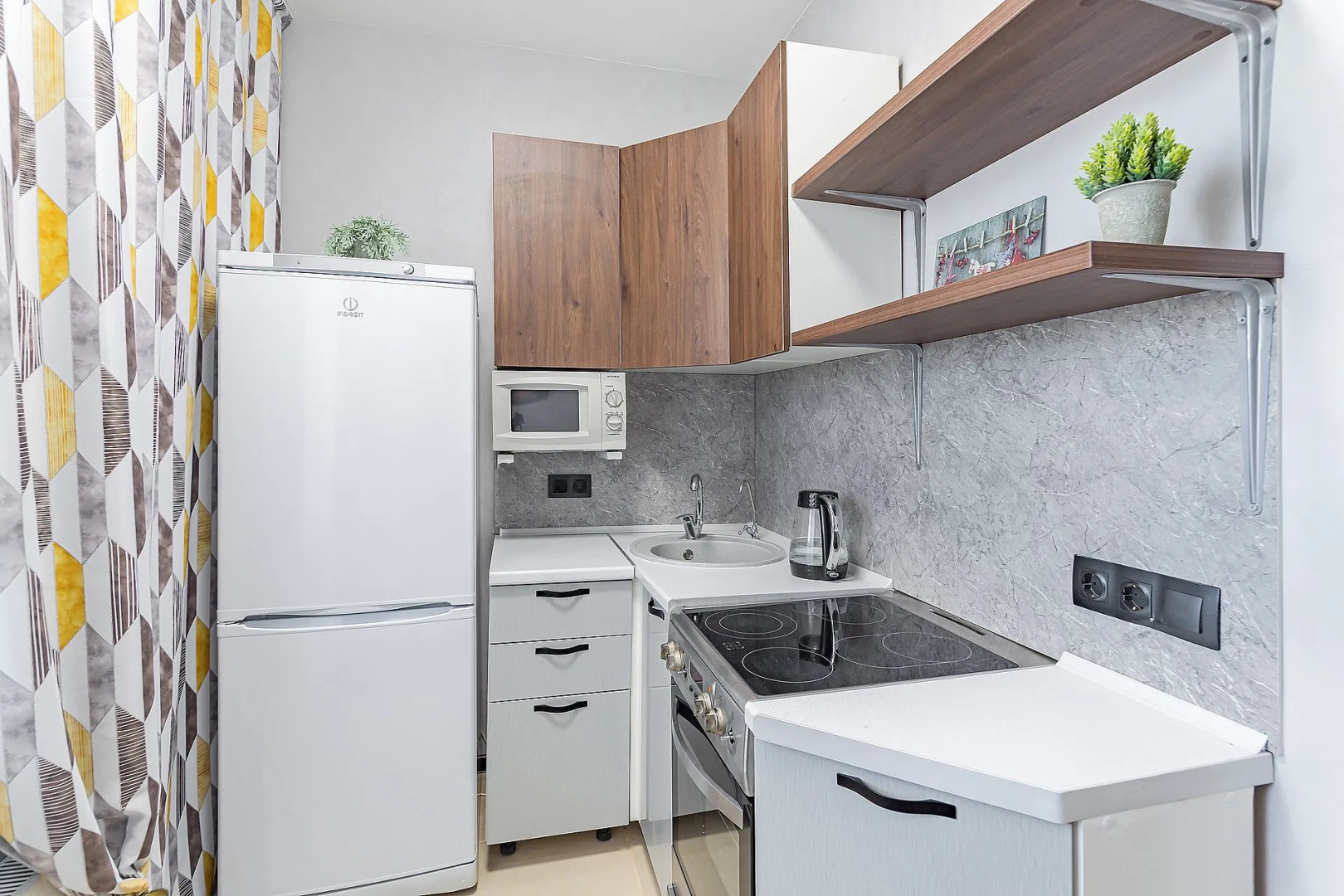 Квартира на ул. Бурнаковская 107