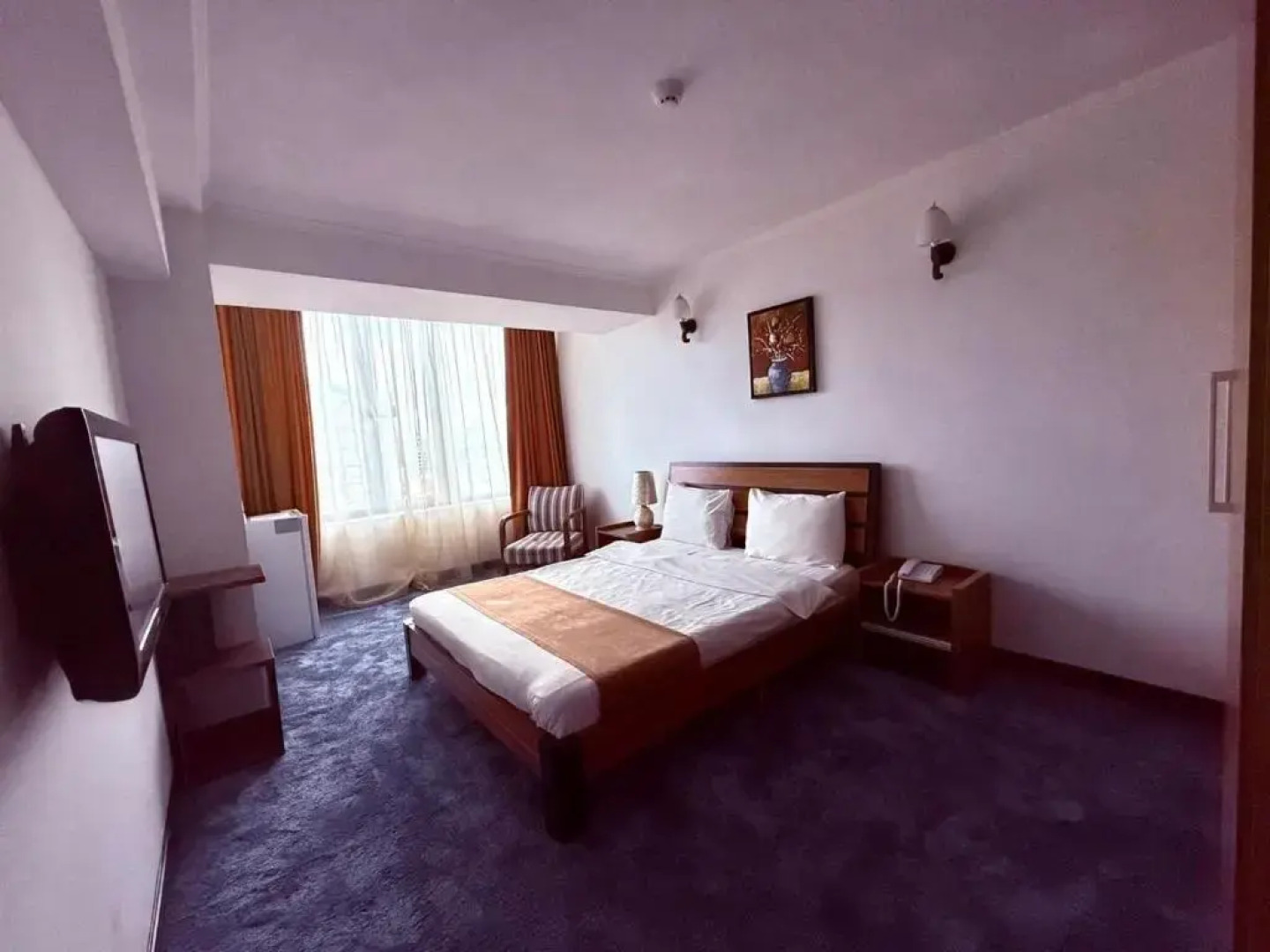 Отель Nairi Yerevan