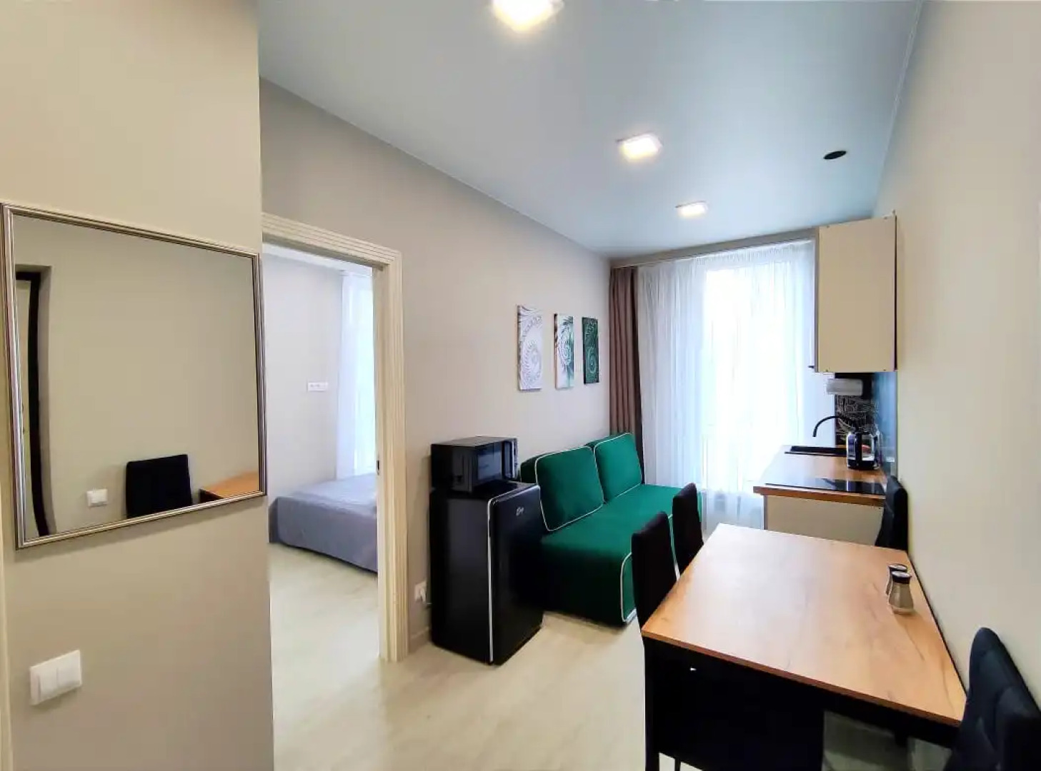 Квартира Изумрудная 38/1