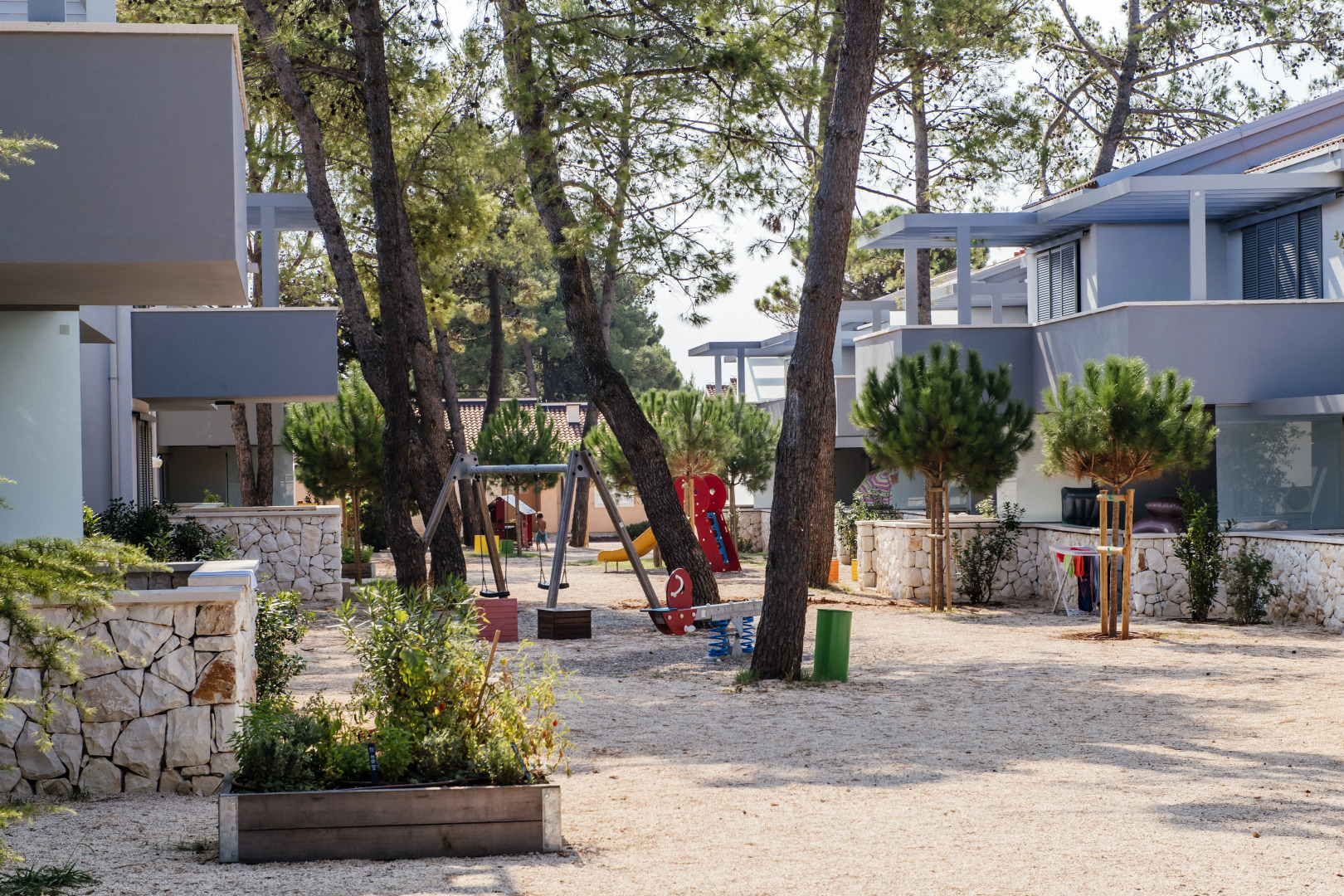 Апарт-отель ZATON HOLIDAY RESORT