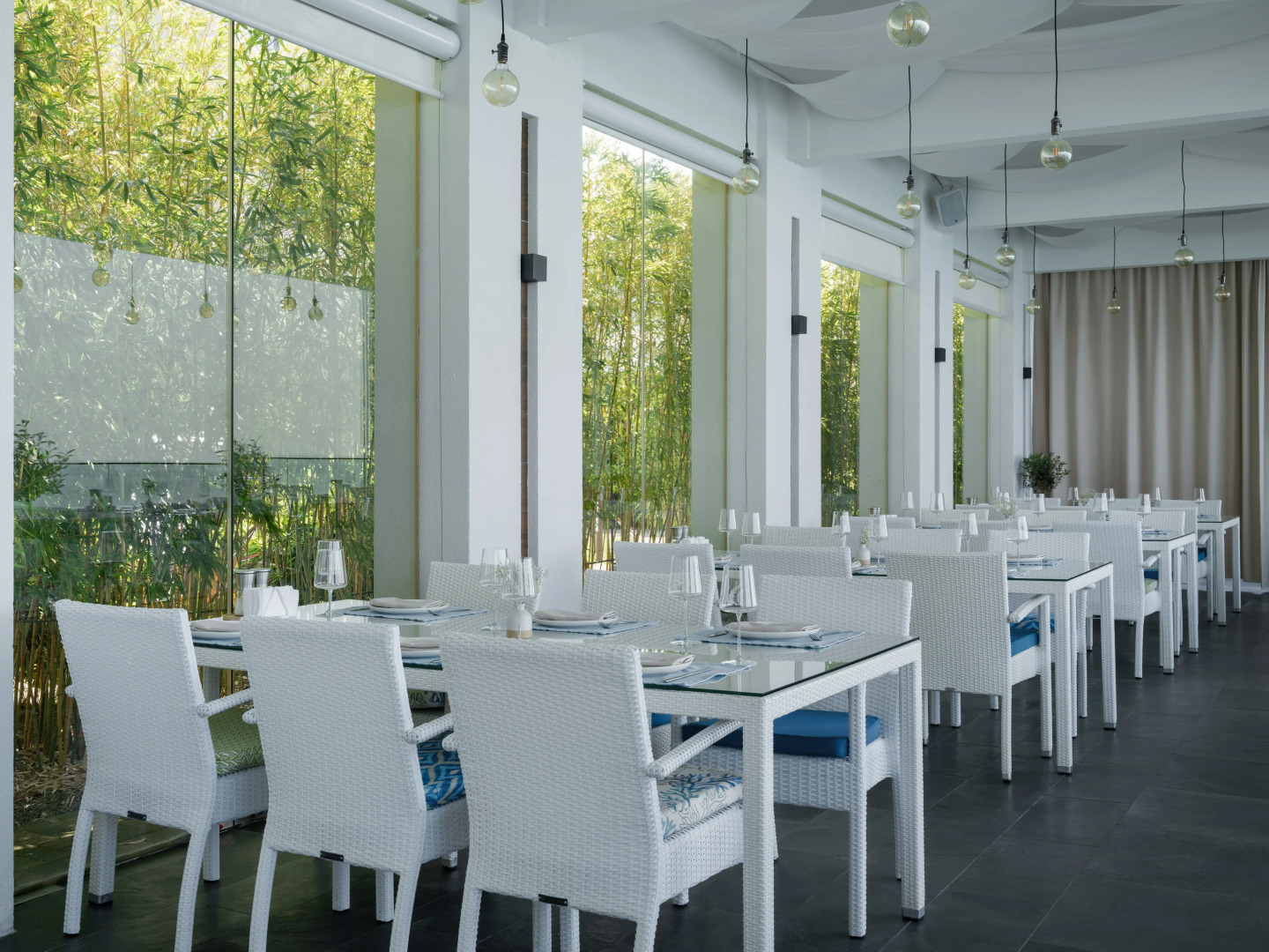 Отель HIDENS APART HOTEL