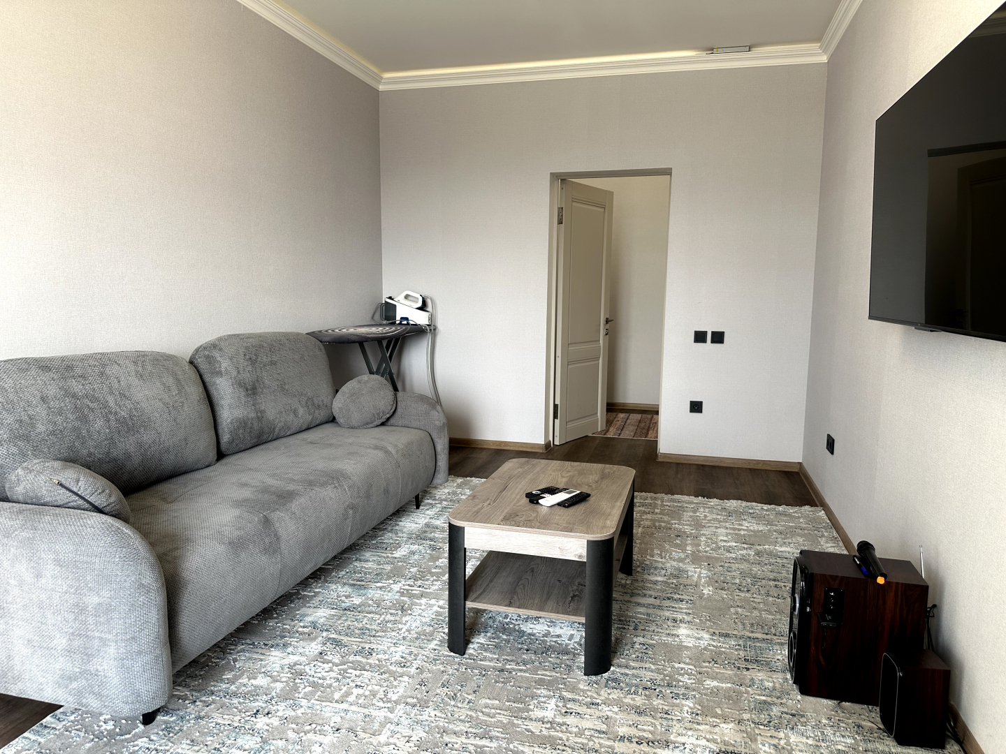 Аппартаменты "Эленика" двухкомнатная квартира в Махачкале с видом на озеро и мечеть