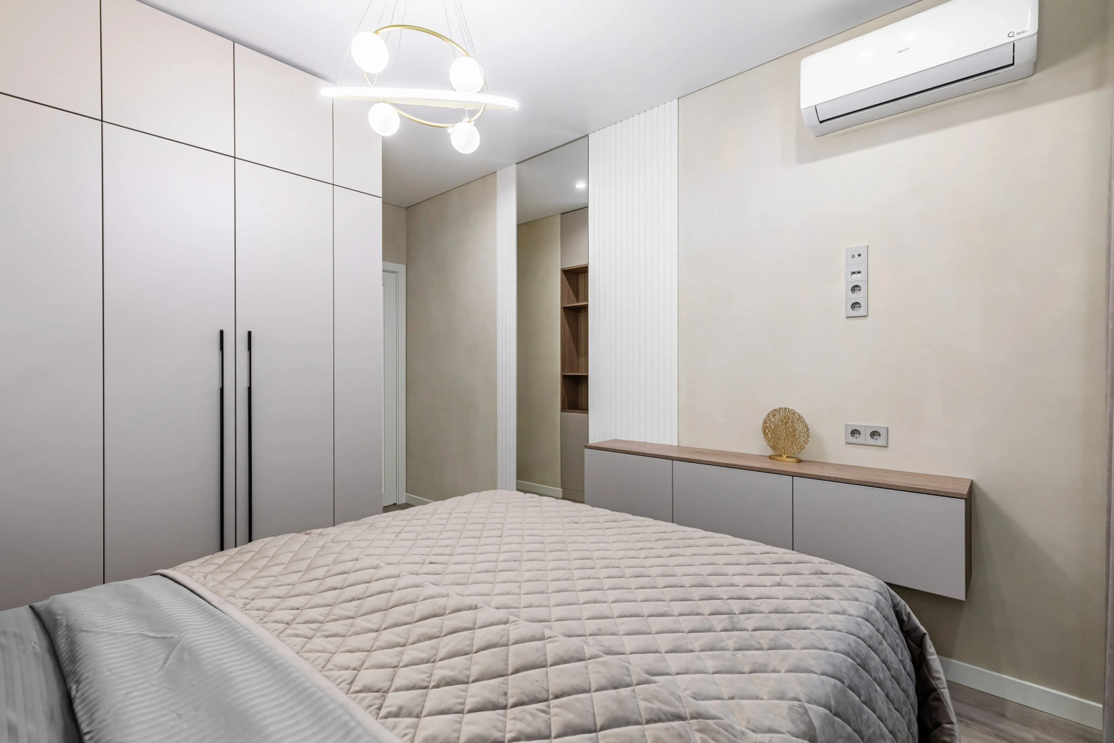 Квартира большая 4-х комнатная LS Арт Центр