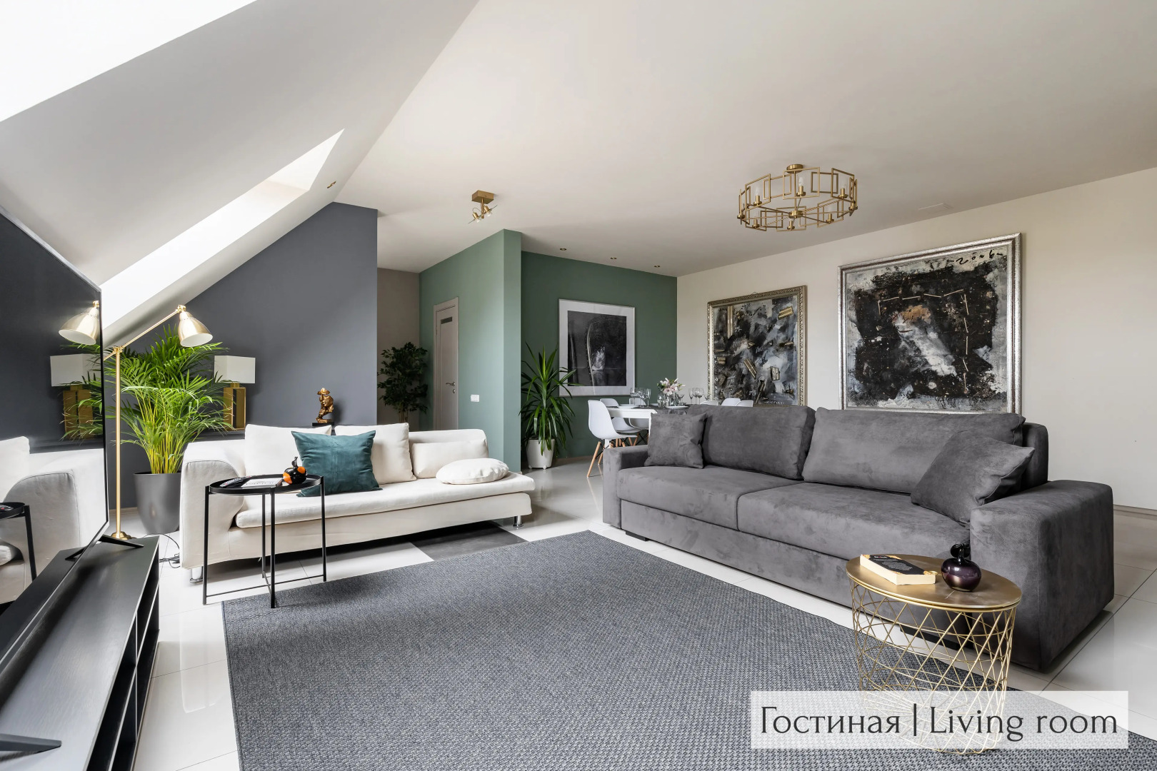 МАНСАРДА 170м² с Балконом от Minin Apartments