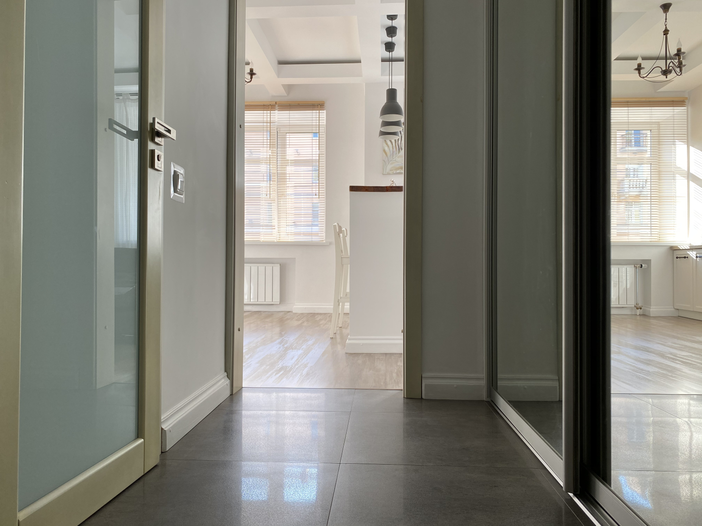 Апартаменты Bright Apartment