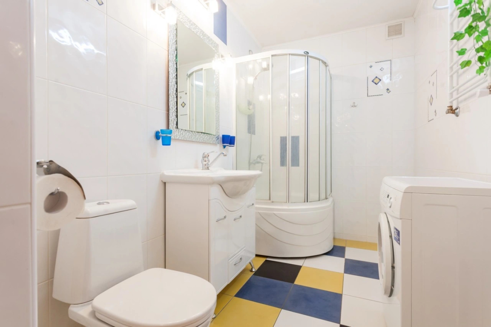 Апартаменты на Тихой