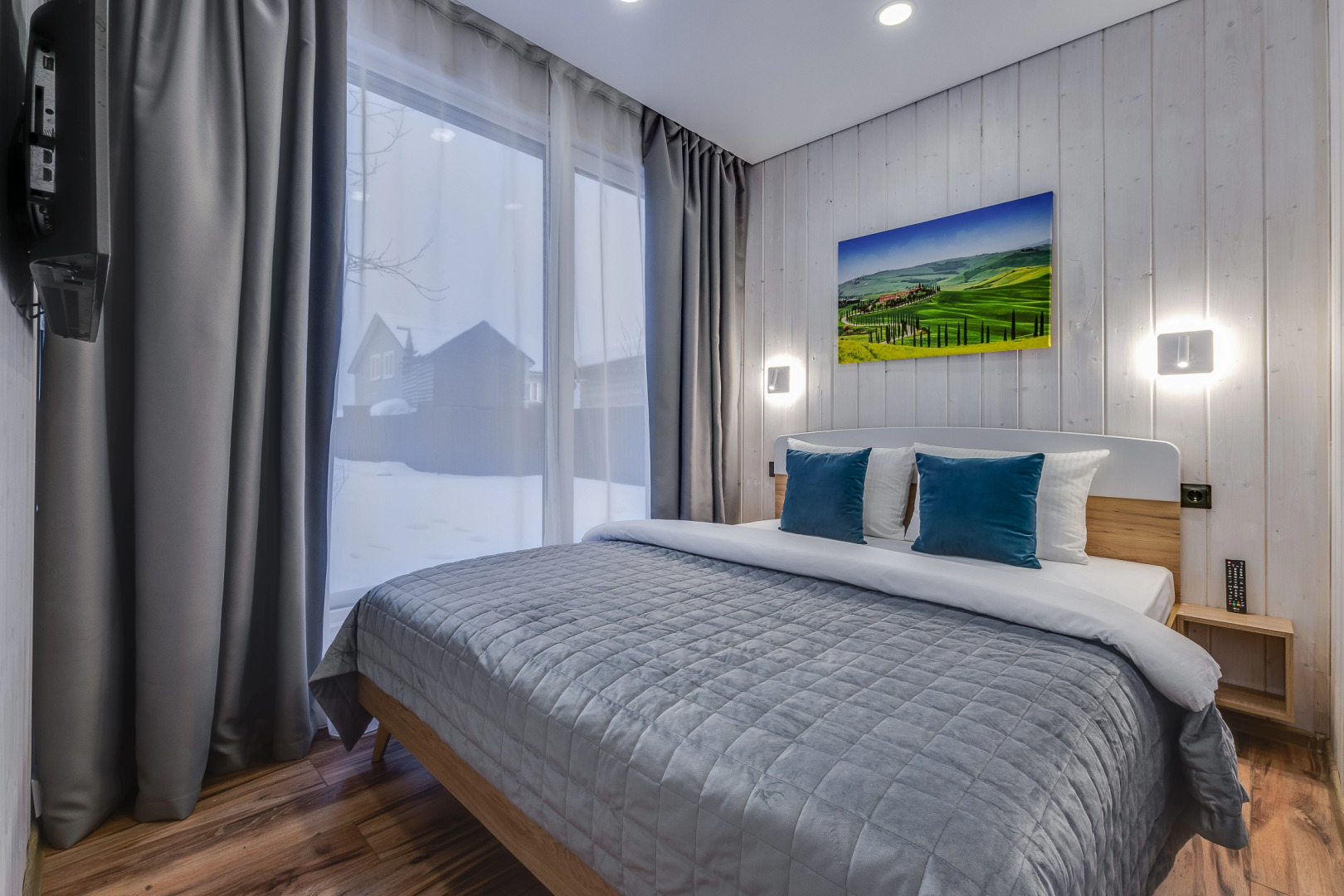 Частный дом загородный с баней на дровах