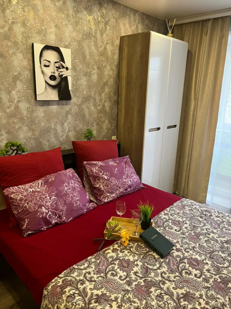 Апартаменты 1-комнатные рядом с Волгой (Бухта)