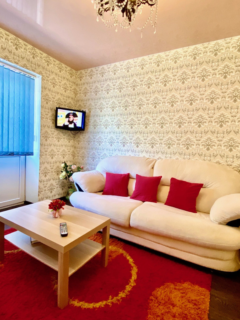 Двухкомнатная квартира на набережной