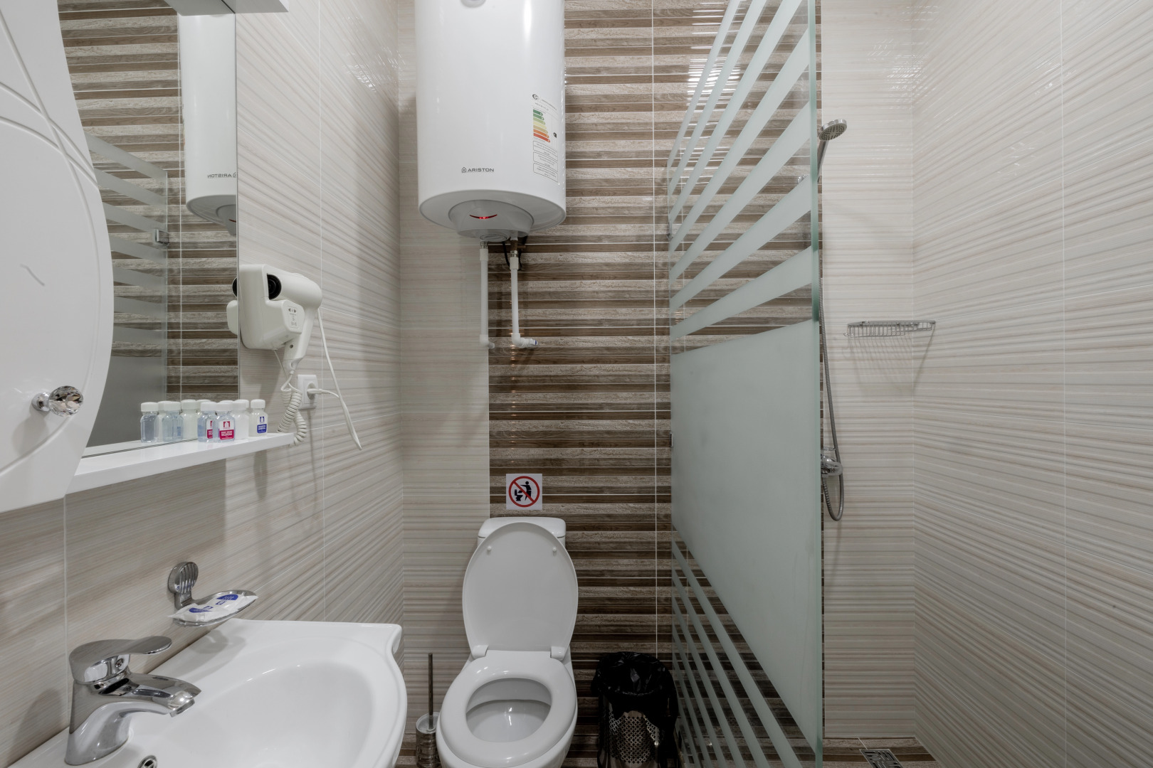 Отель Billuri Sitora