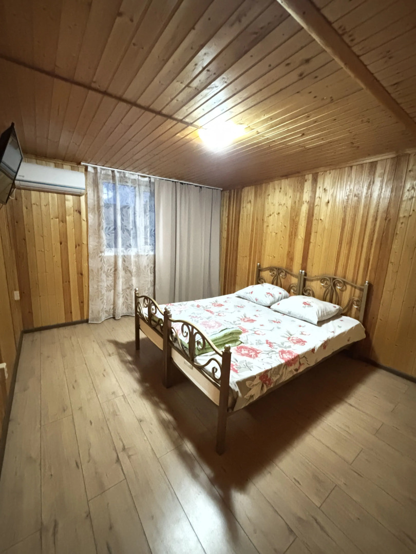 Частный  Дом для Больших Компаний