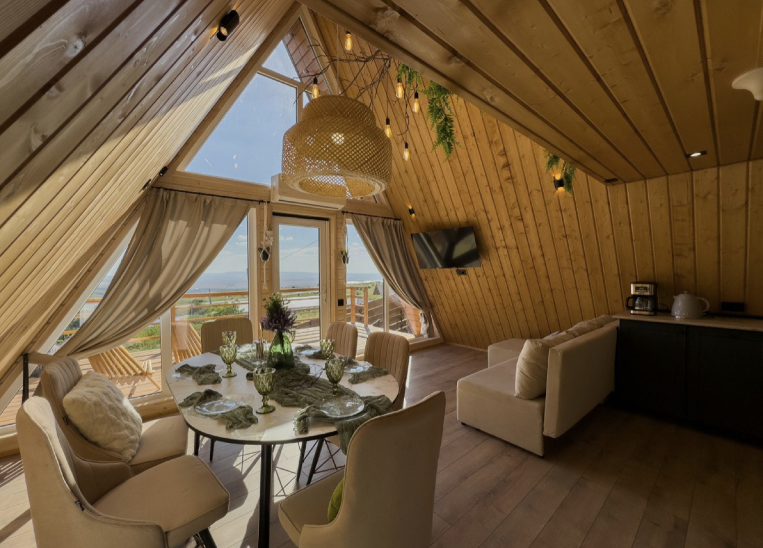 Шале Посуточно с Видом на Озеро СНТ Зори Кавказа