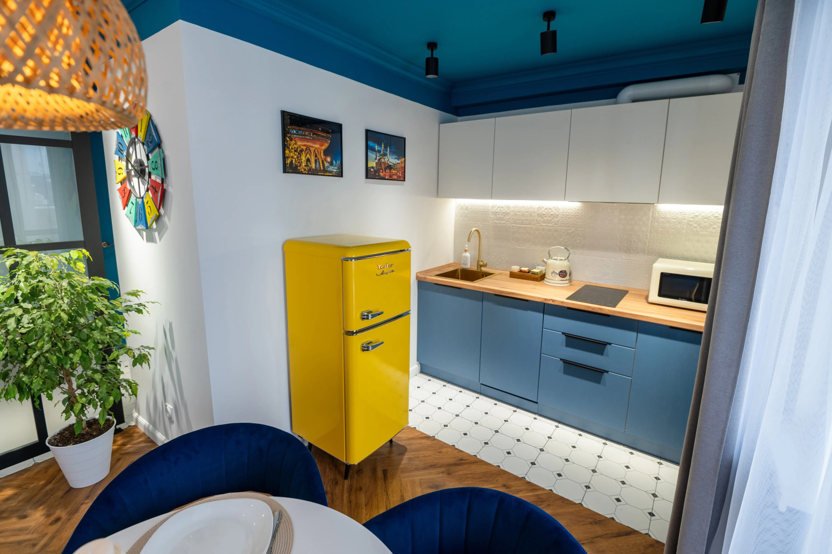 Апартаменты Стильные 2-к у Метро