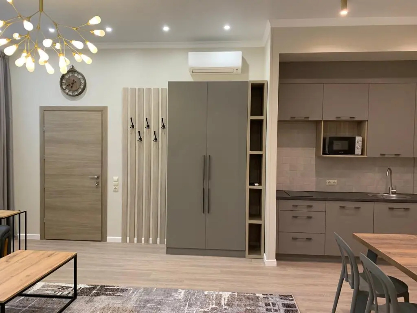 Апартаменты Apart SV3 Цоколь Раушен Престиж