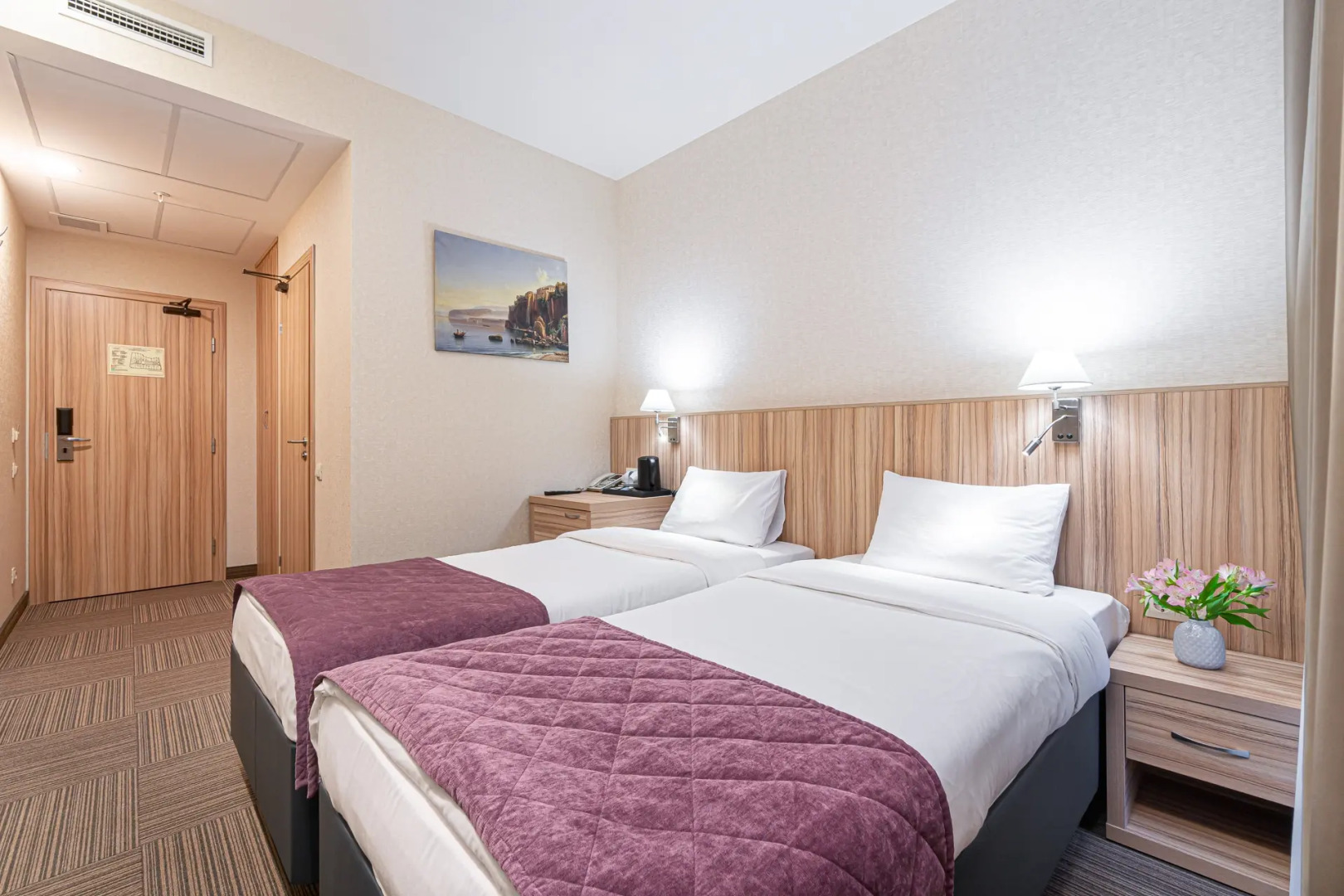 Отель Harbor Club