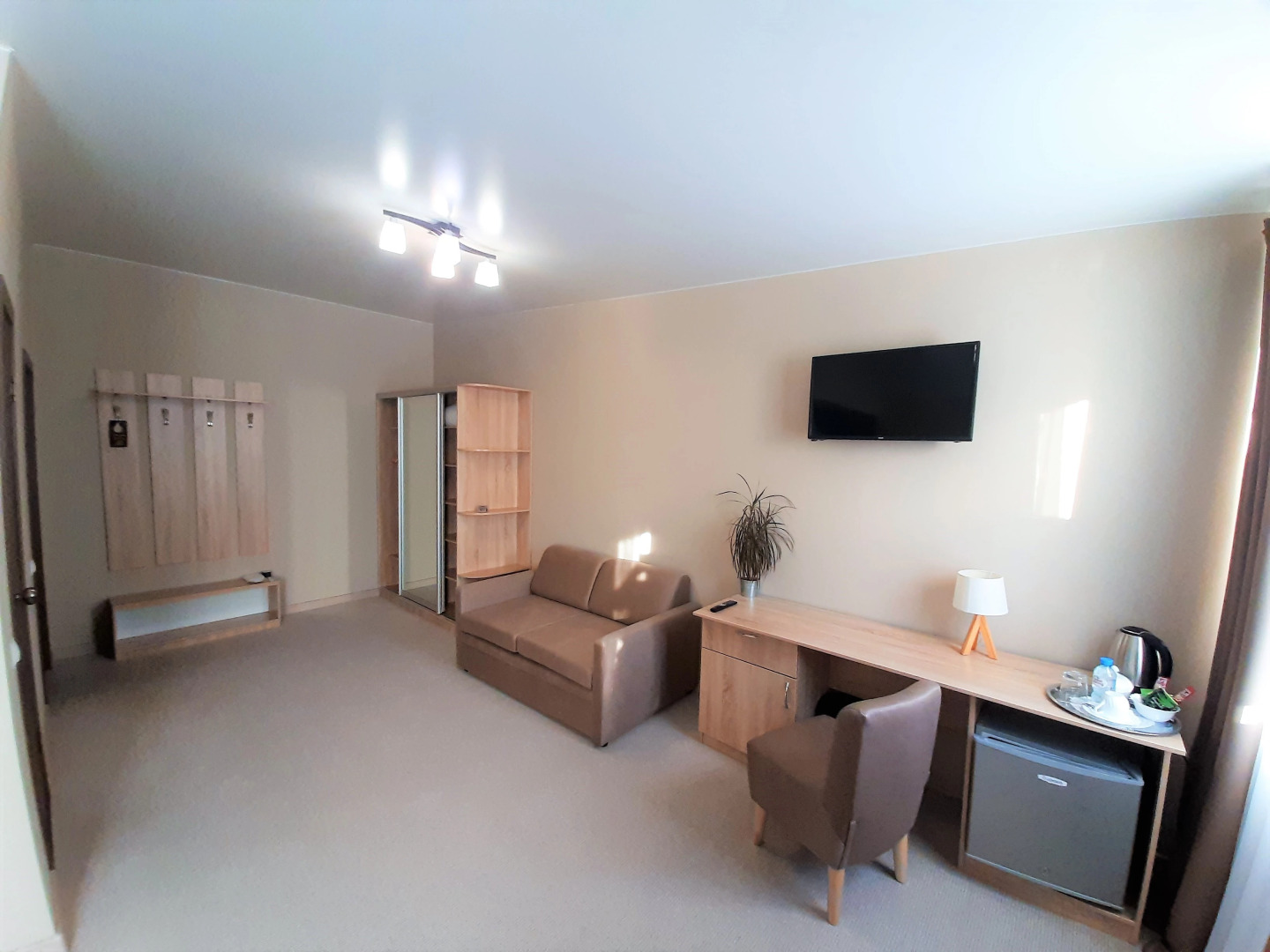 Отель Золотой шар