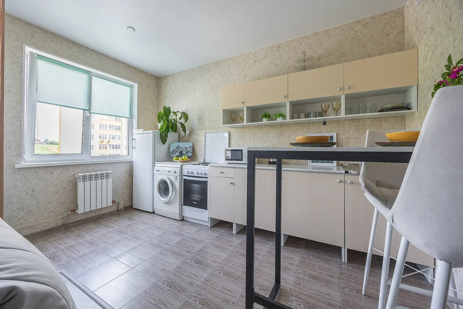 Квартира Студия с Огромной Парковочной зоной в 10 Мин.езды от Центра