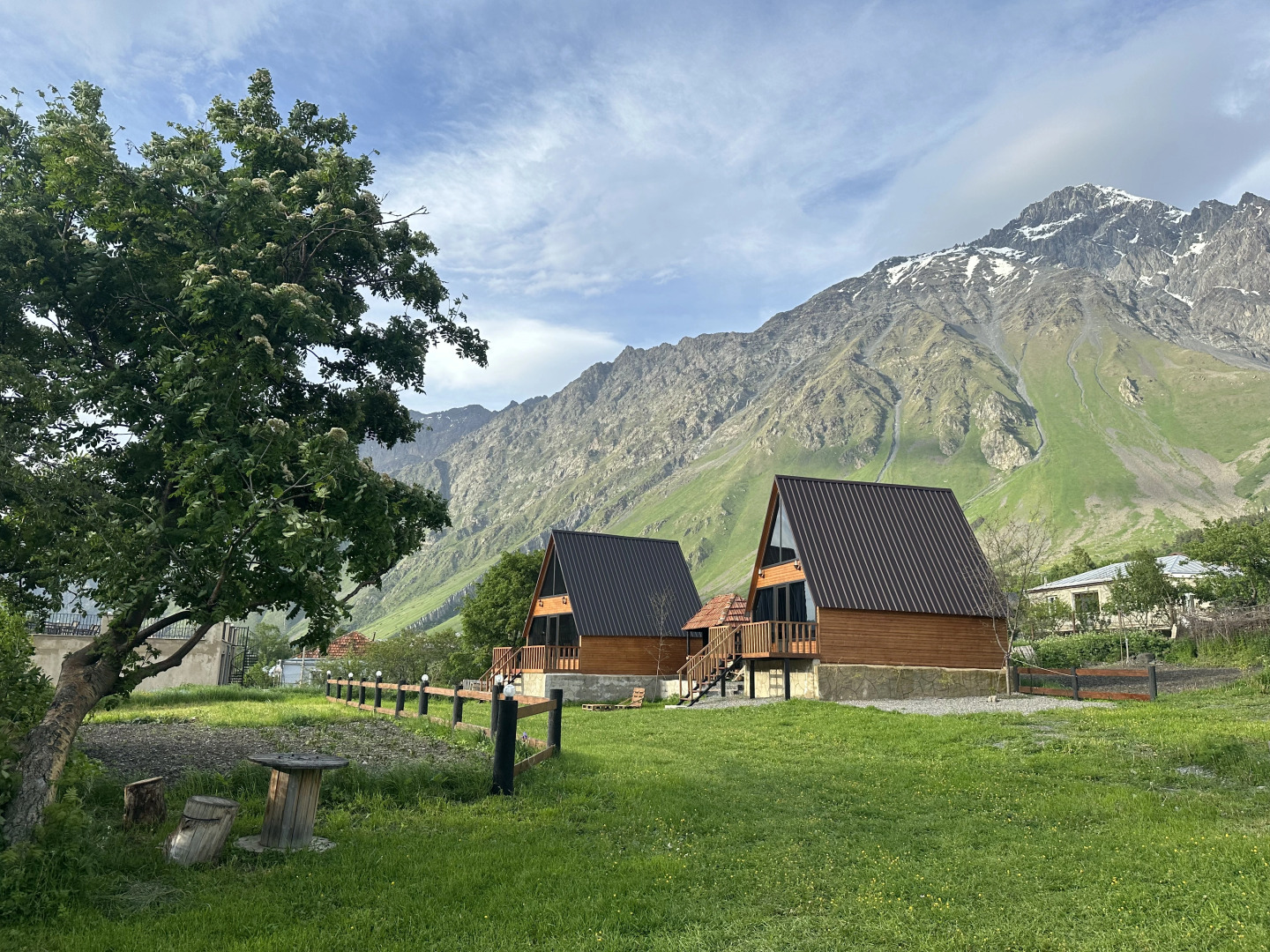 Апартаменты Hillside Kazbegi