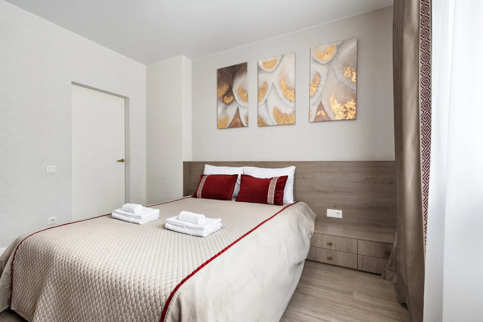 Квартира Трехкомнатная студия в ЖК Сосновый Бор