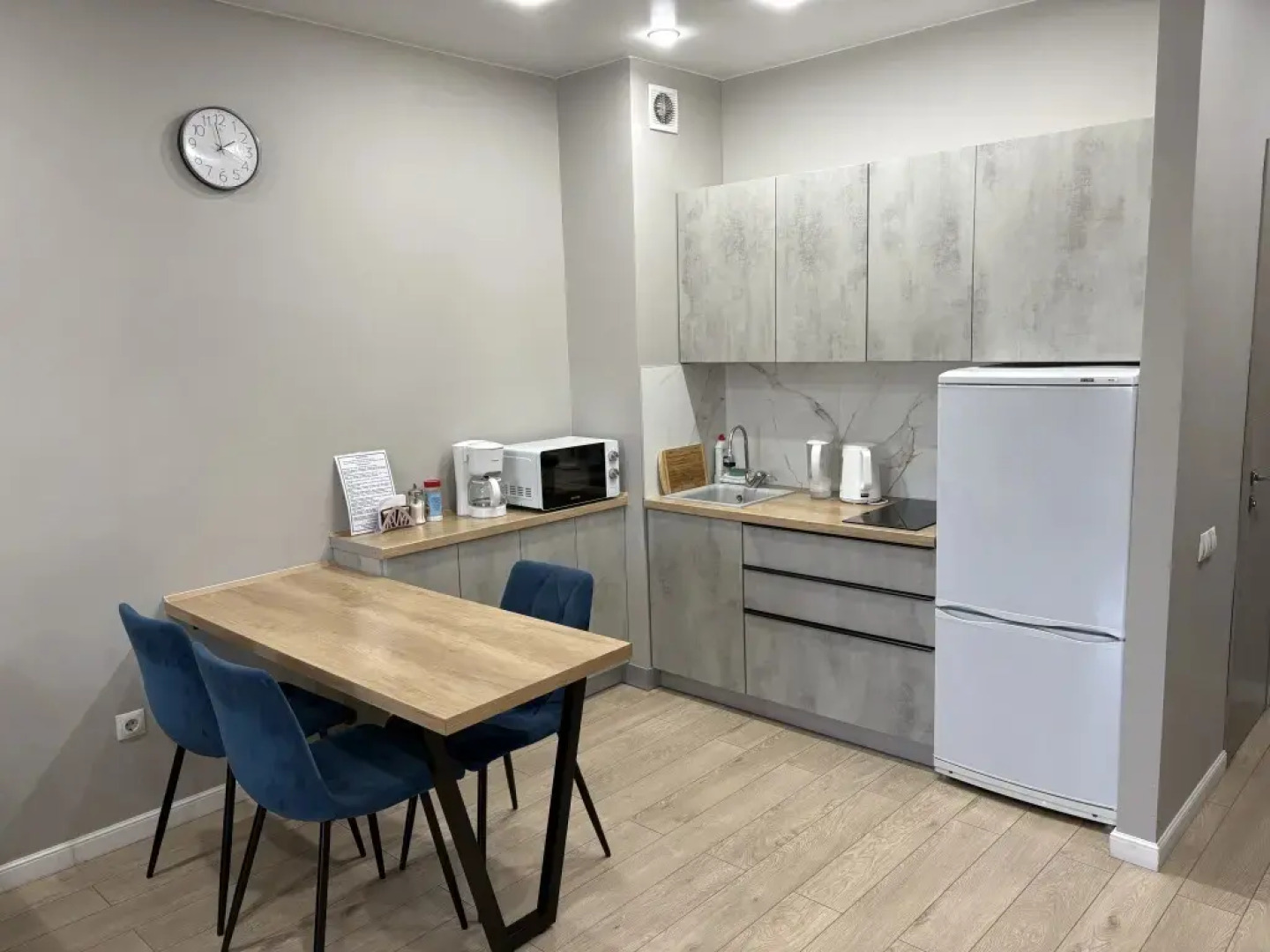 Апартаменты «NA-KVARTIRE» Смолина 61