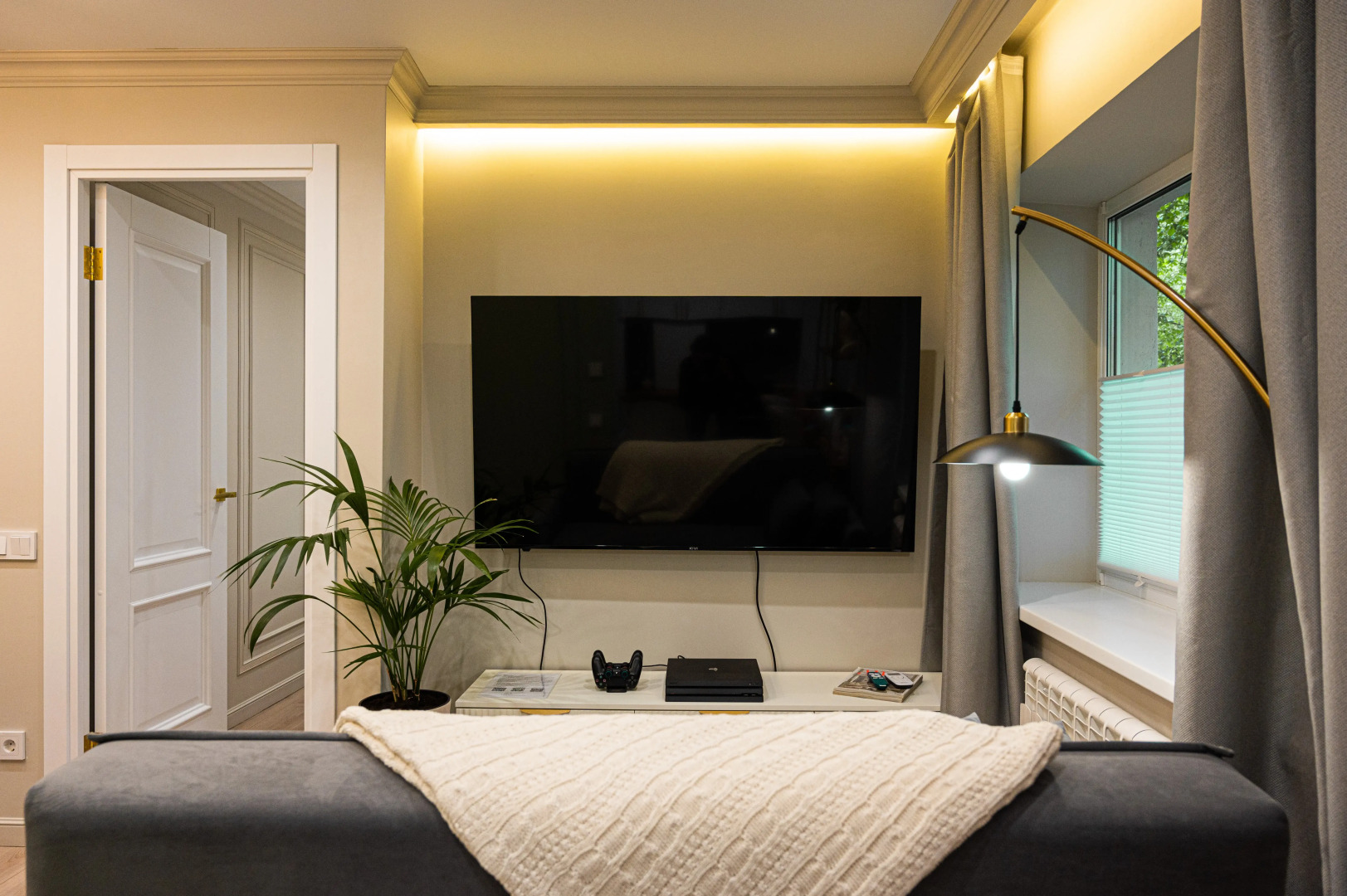 Квартира на набережной в центре Великого Новгорода