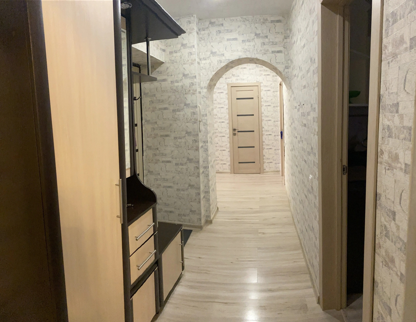 Квартира Просторная Трехкомнатная