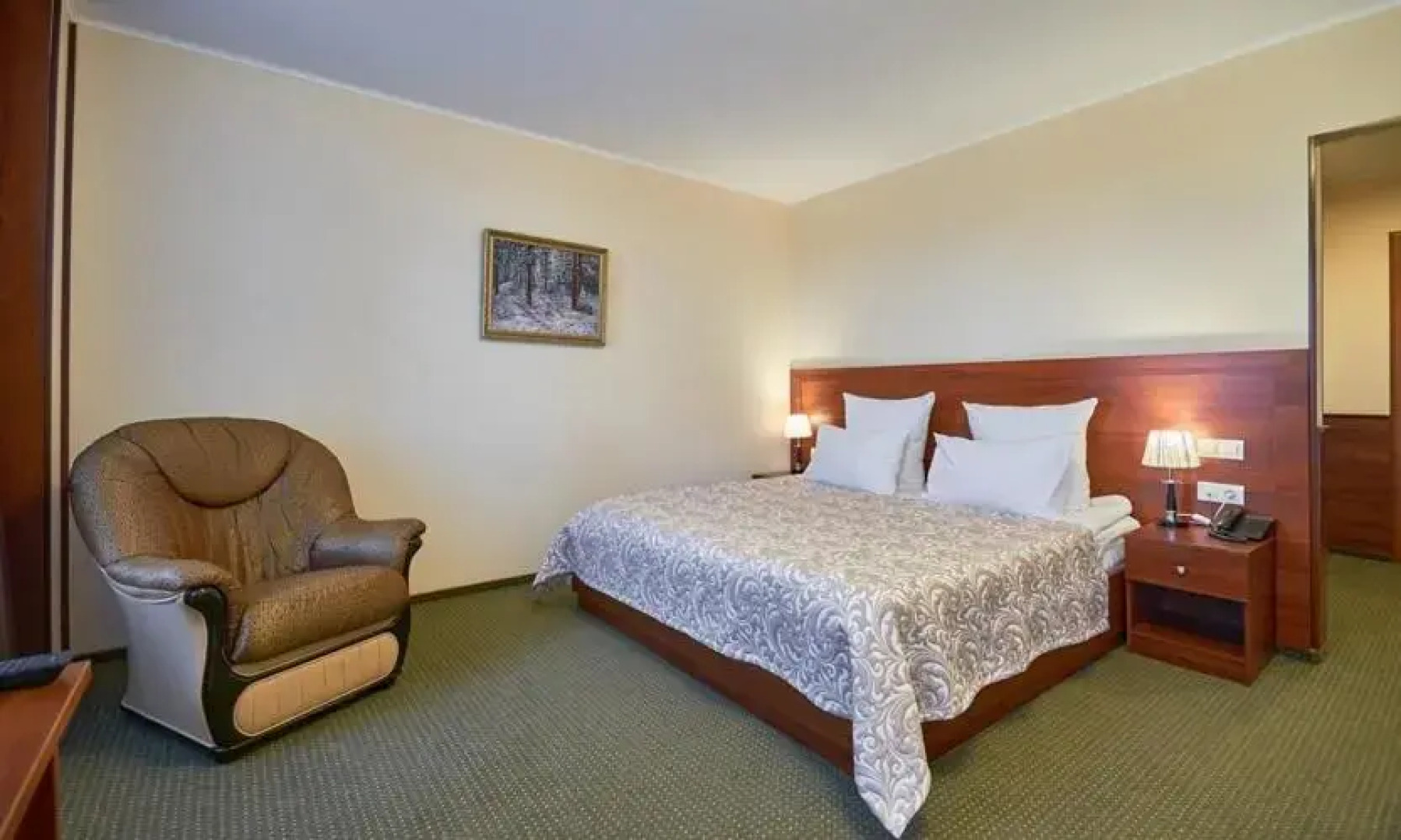 Отель Форум