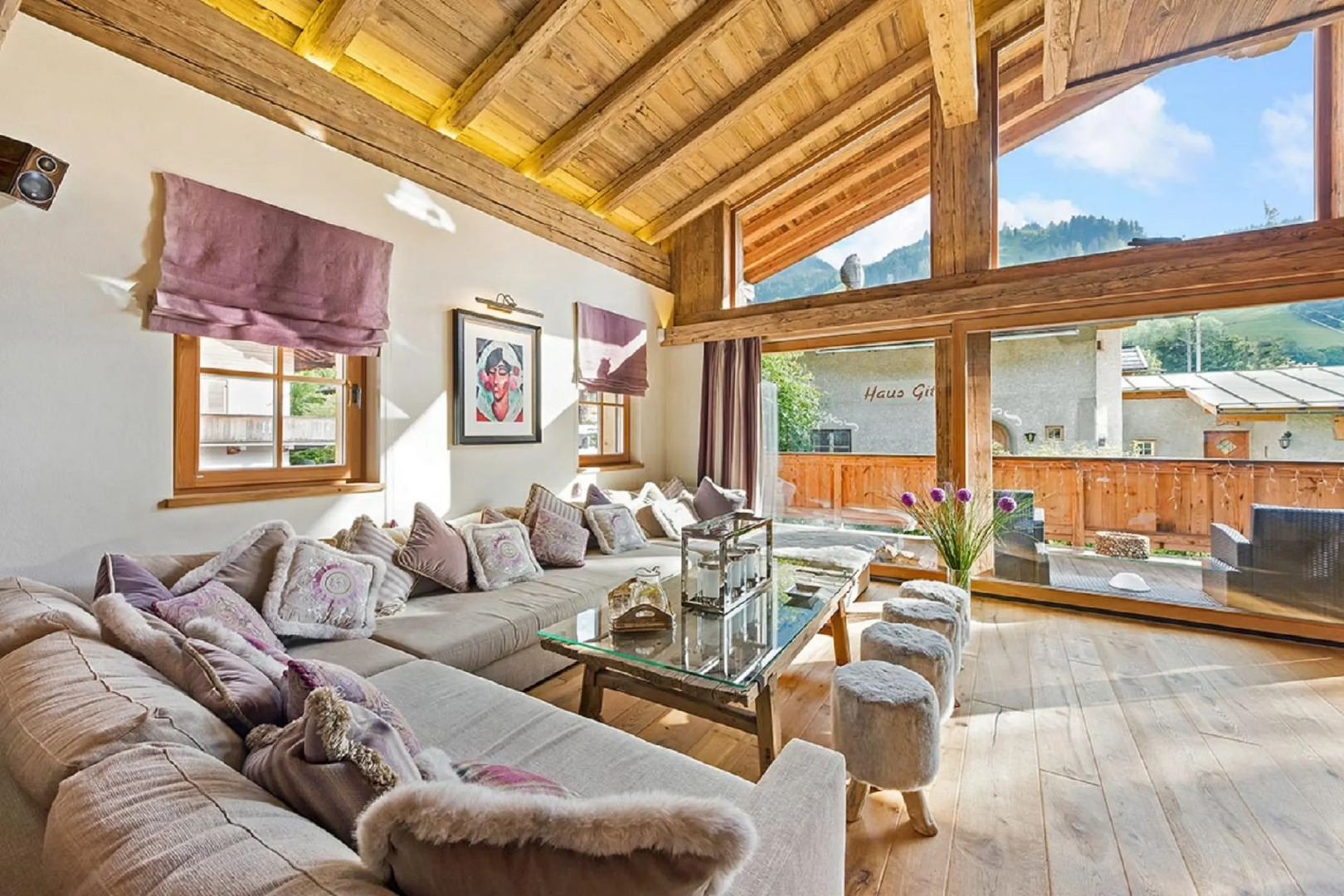 Вилла Lovely Chalet Kitzbuhel