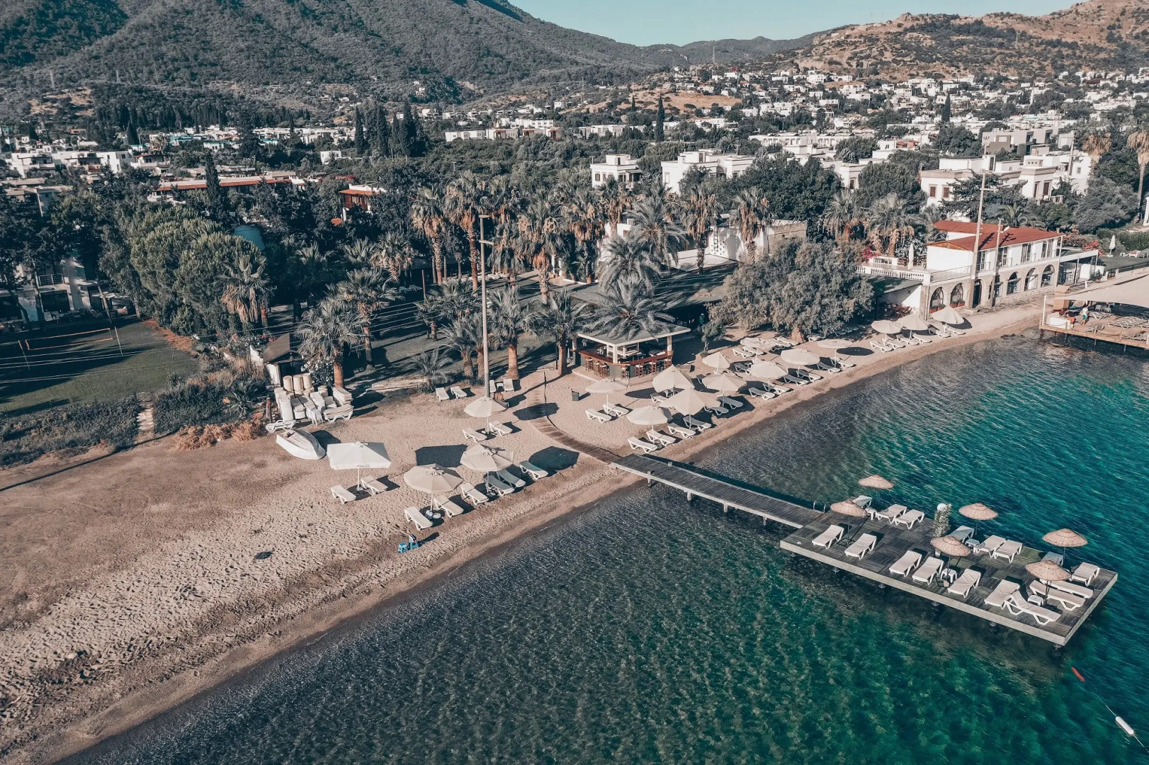 Отель Selvi Beach