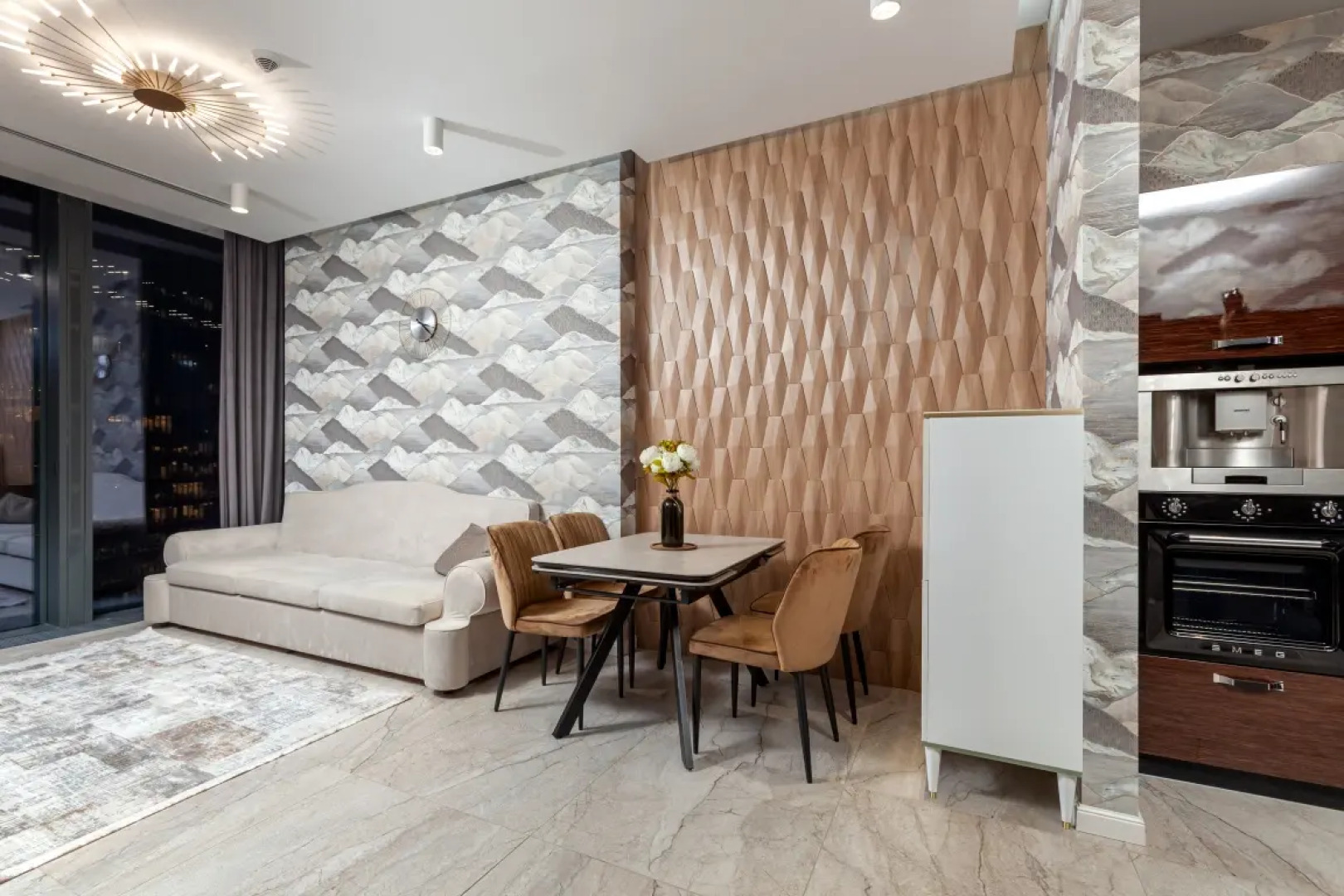 Трехкомнатный апартамент на 40 этаже