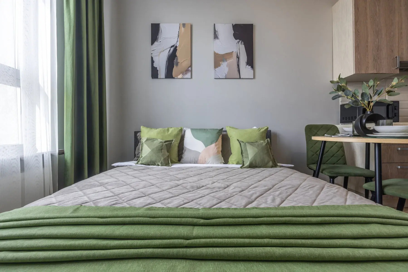 Апартаменты Алис Designer Interiors