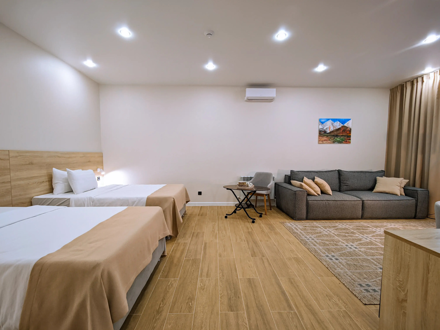 Отель Фешин