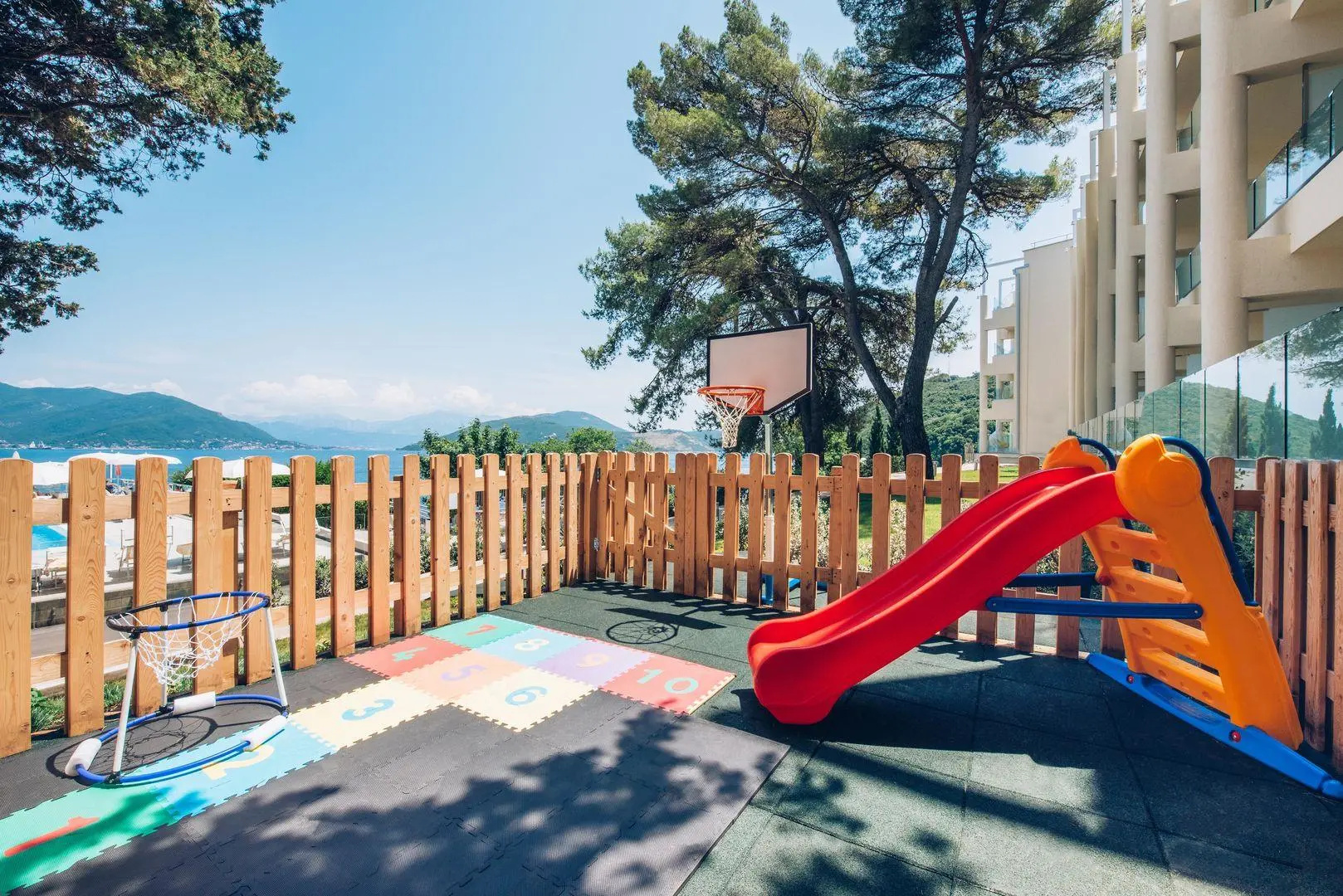 Отель Iberostar Herceg Novi