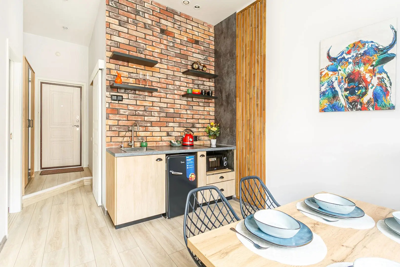 Апартаменты на Большом 13 Балкон