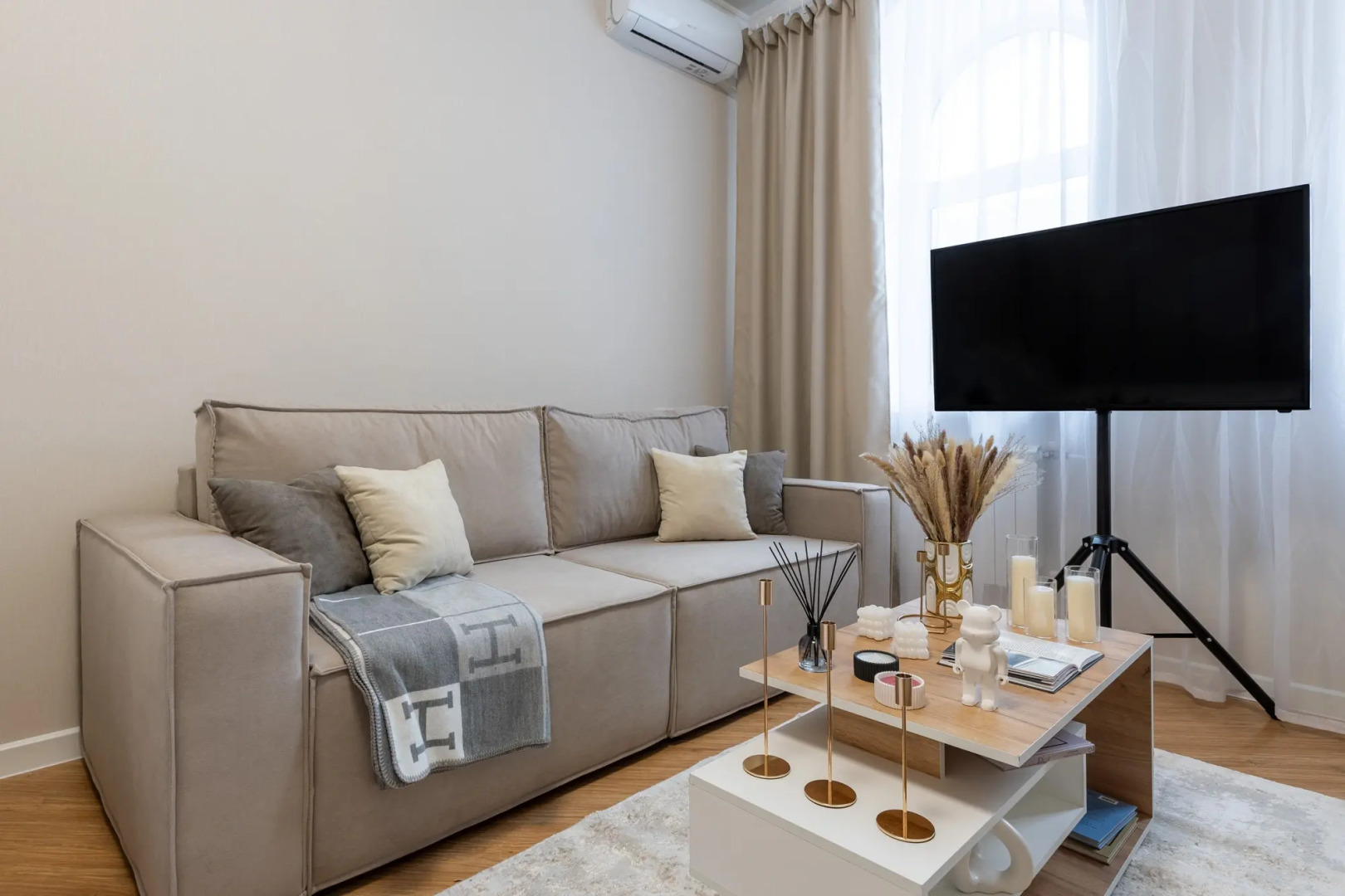 Апартаменты на Восемь Gерсон