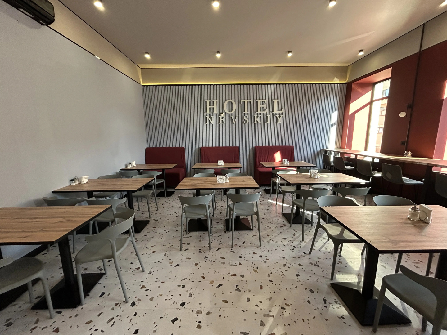 Отель Невский 111