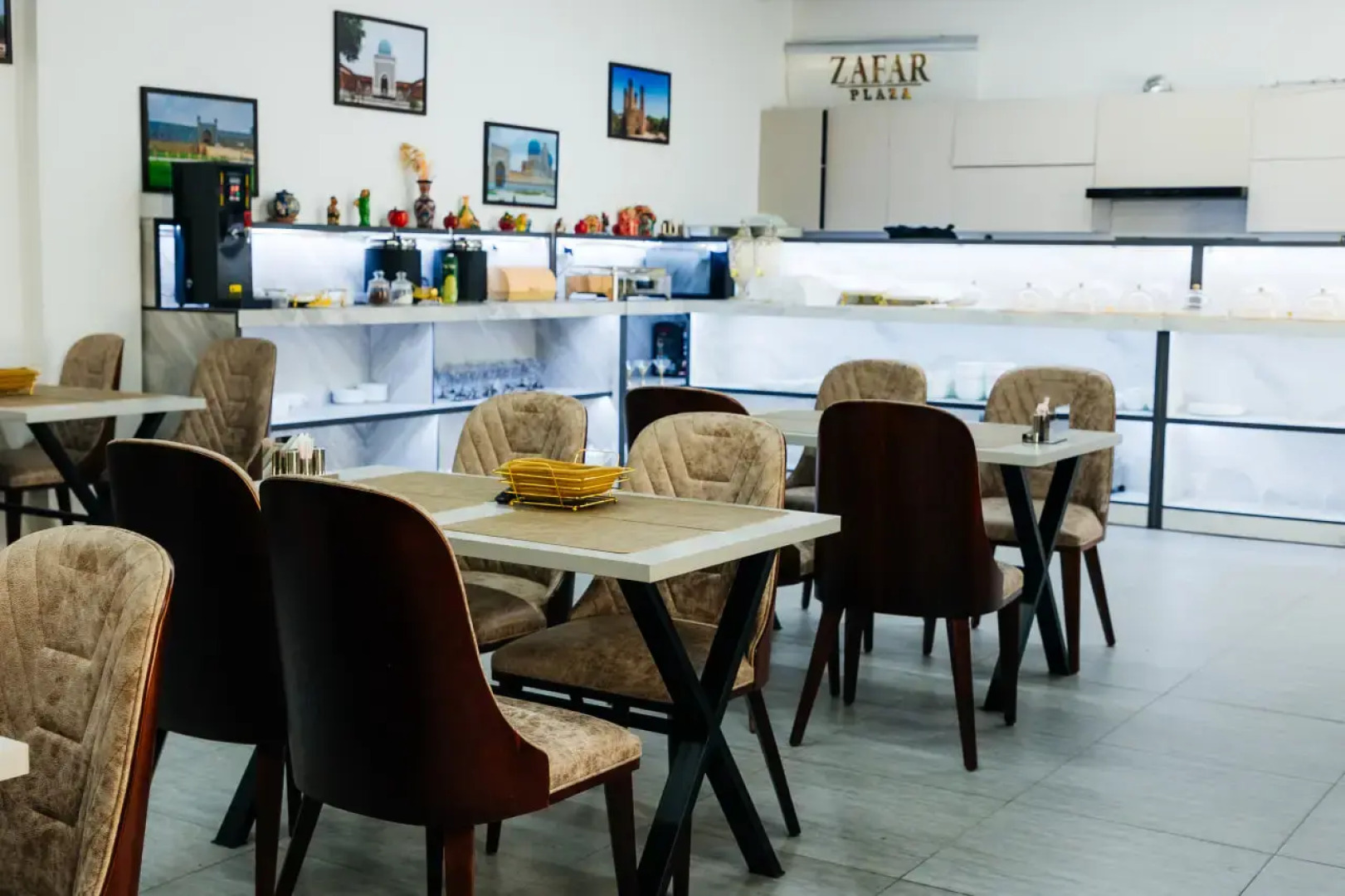 Отель Zafar Plaza