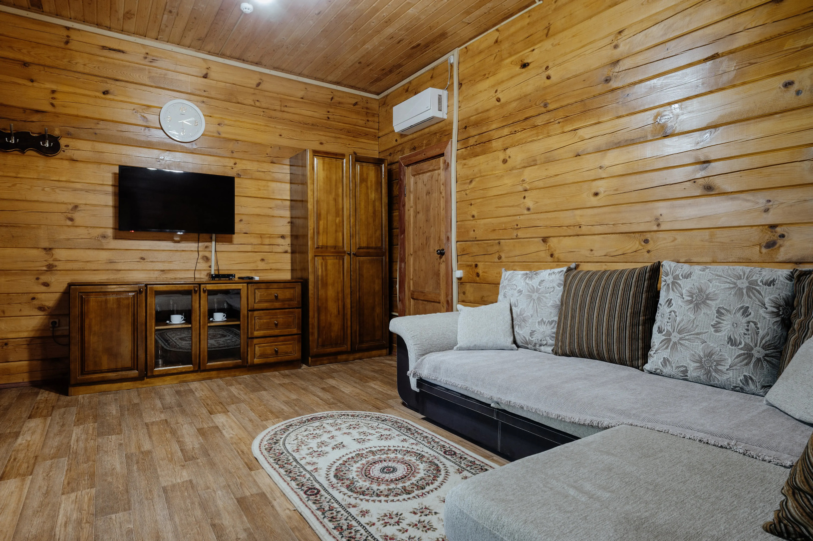 База отдыха Золотой Лотос