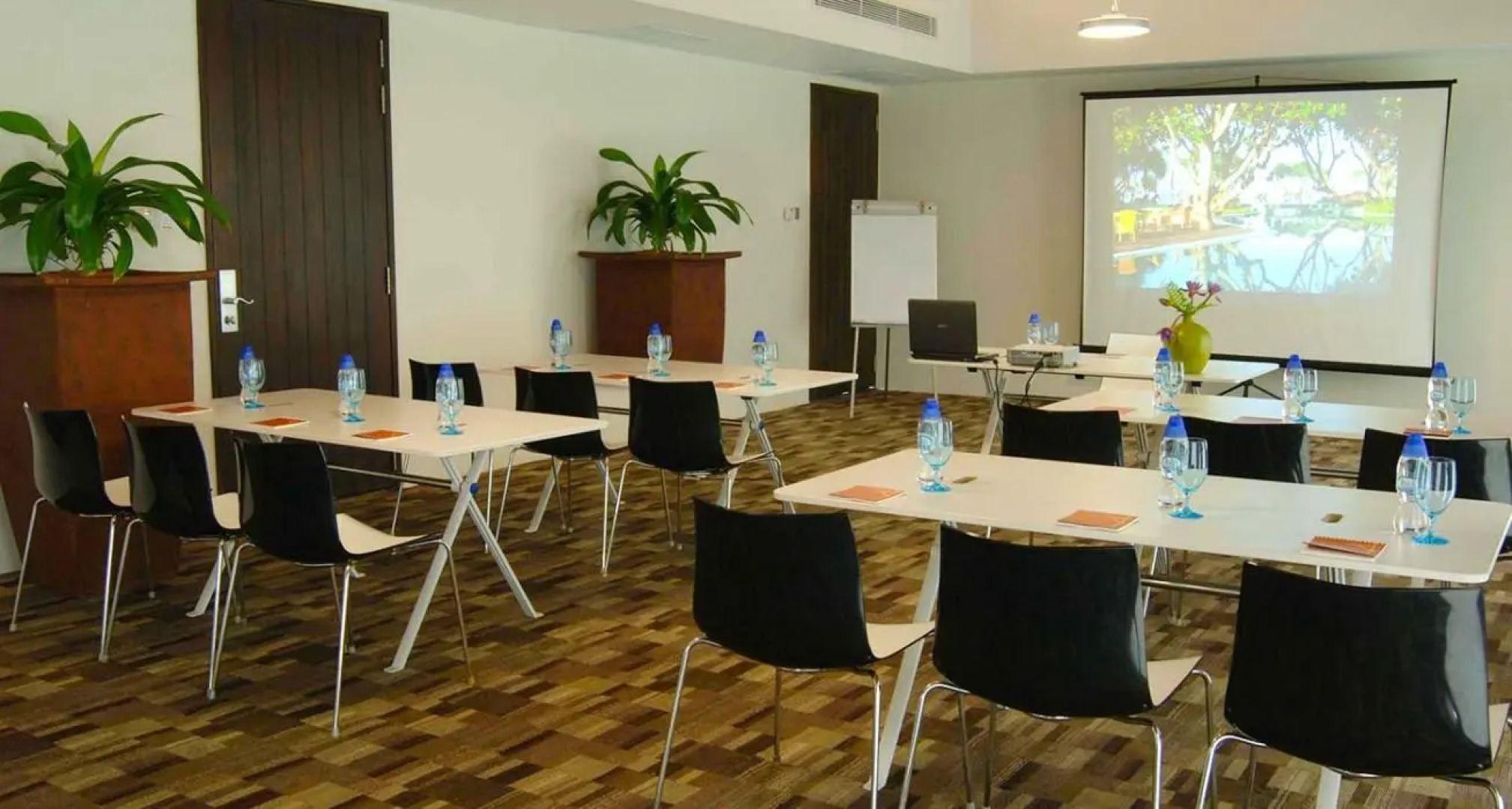 Курортный Отель The Fortress