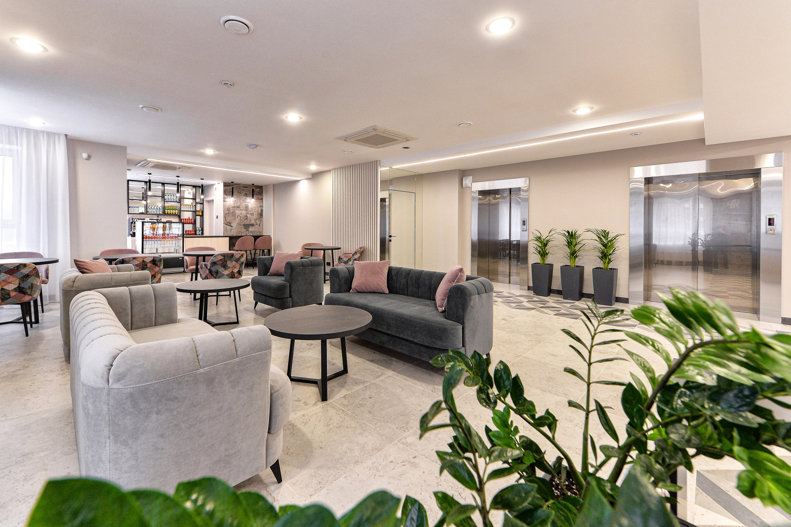 Отель Бизнес Отель ЯР