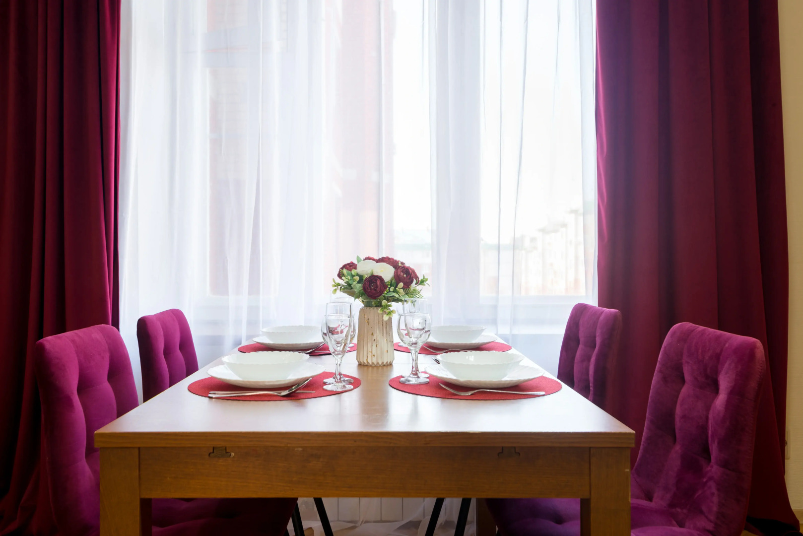 Квартира 2-к просторная в престижном тихом мкр. по Юрьева 8/7 от RentAp, 6 сп.мест