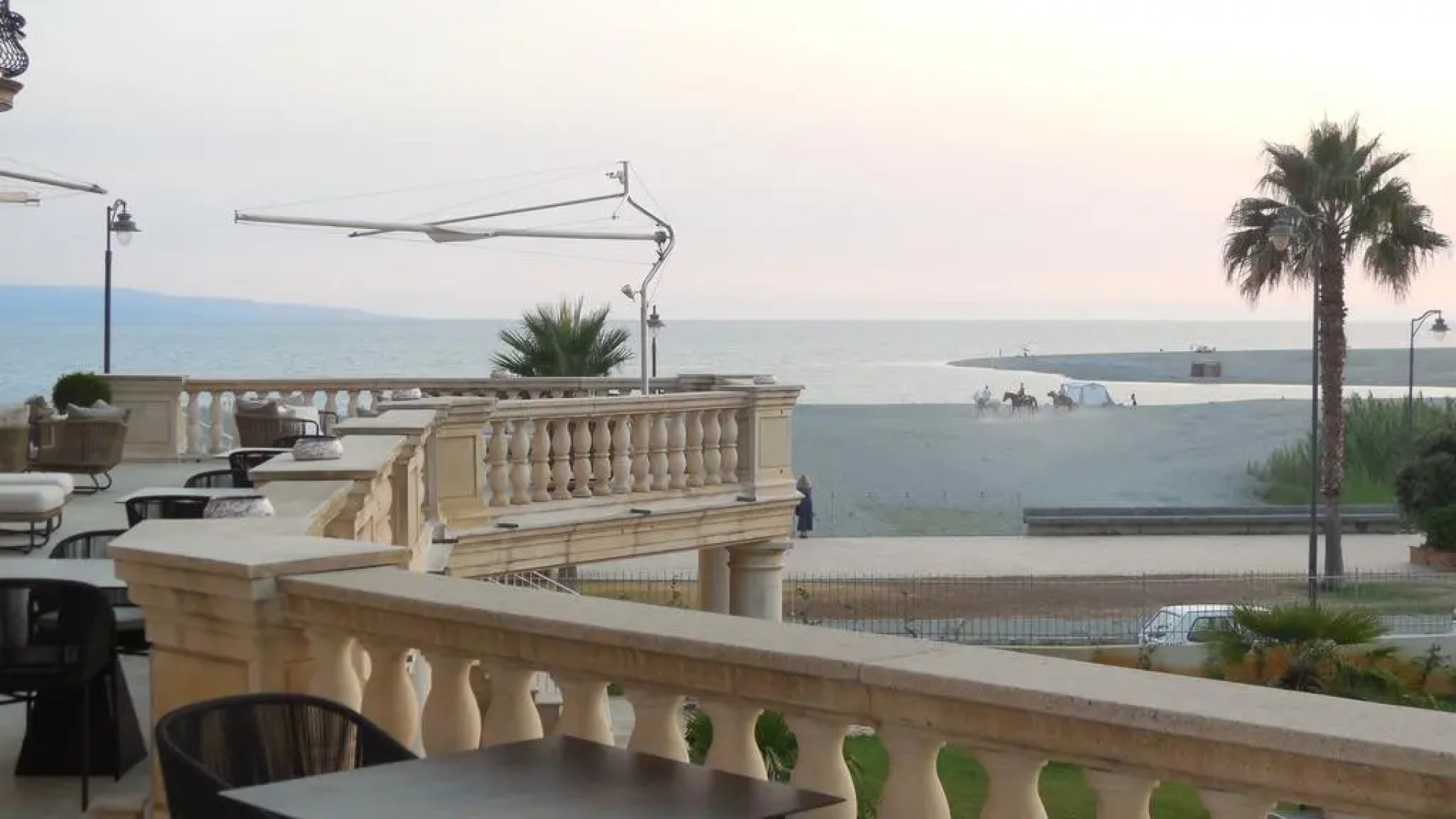 Отель MARECHIARO