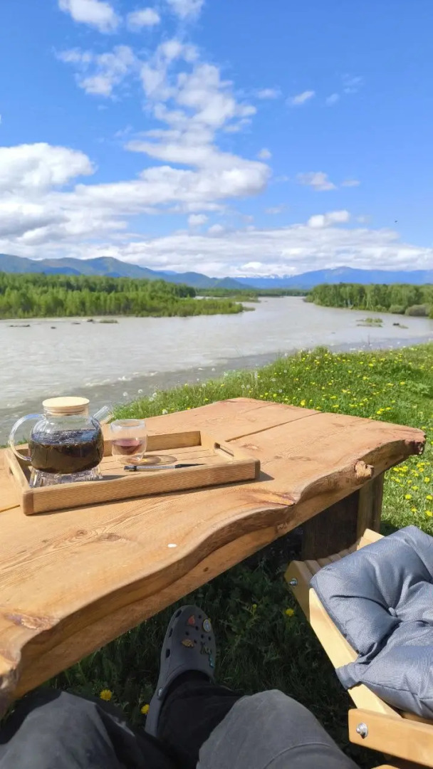 Частный дом Современный гостевой дом на слиянии рек Катунь и Кокса
