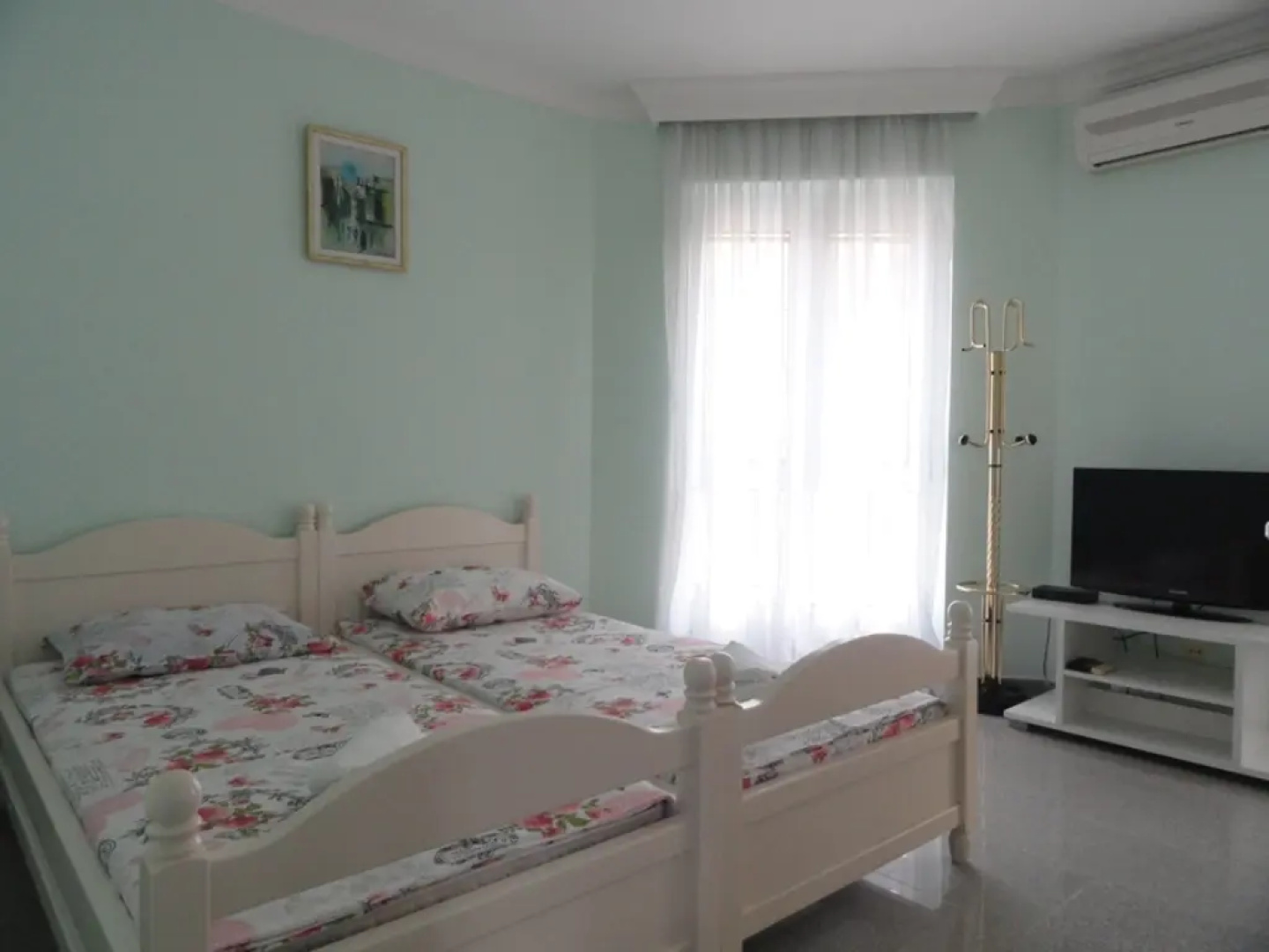 Вилла Petrovac с бассейном 6 спален