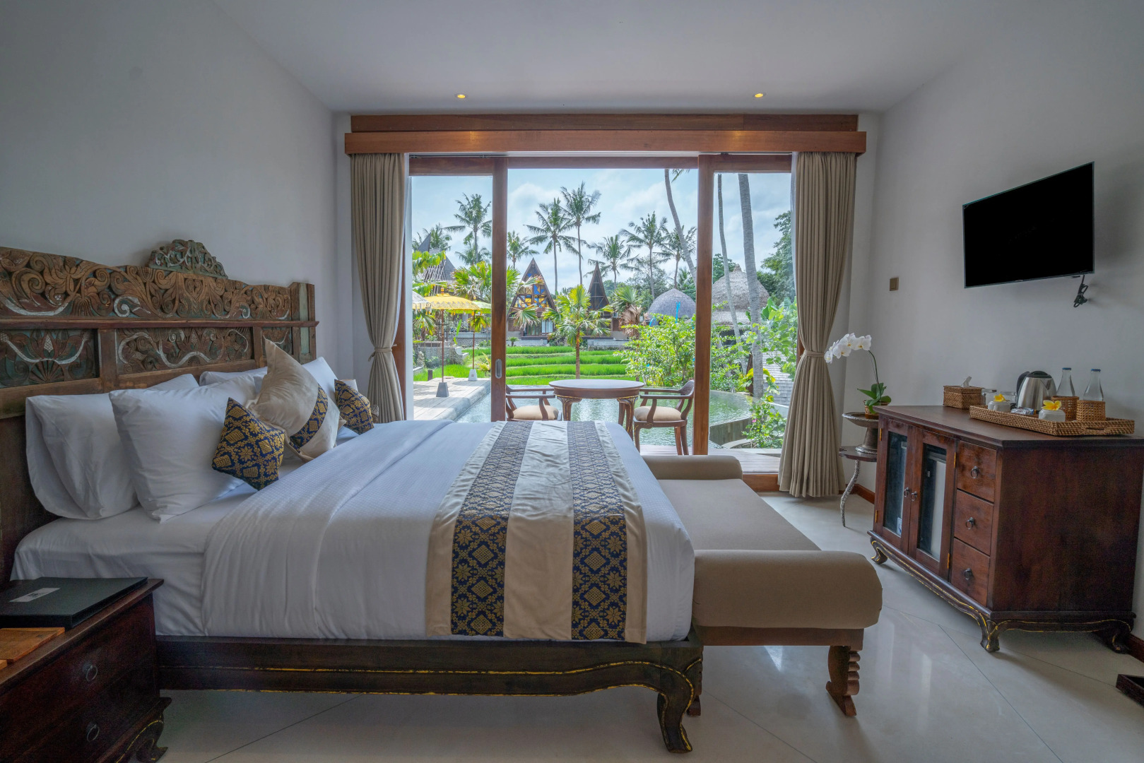 Отель Menzel Ubud